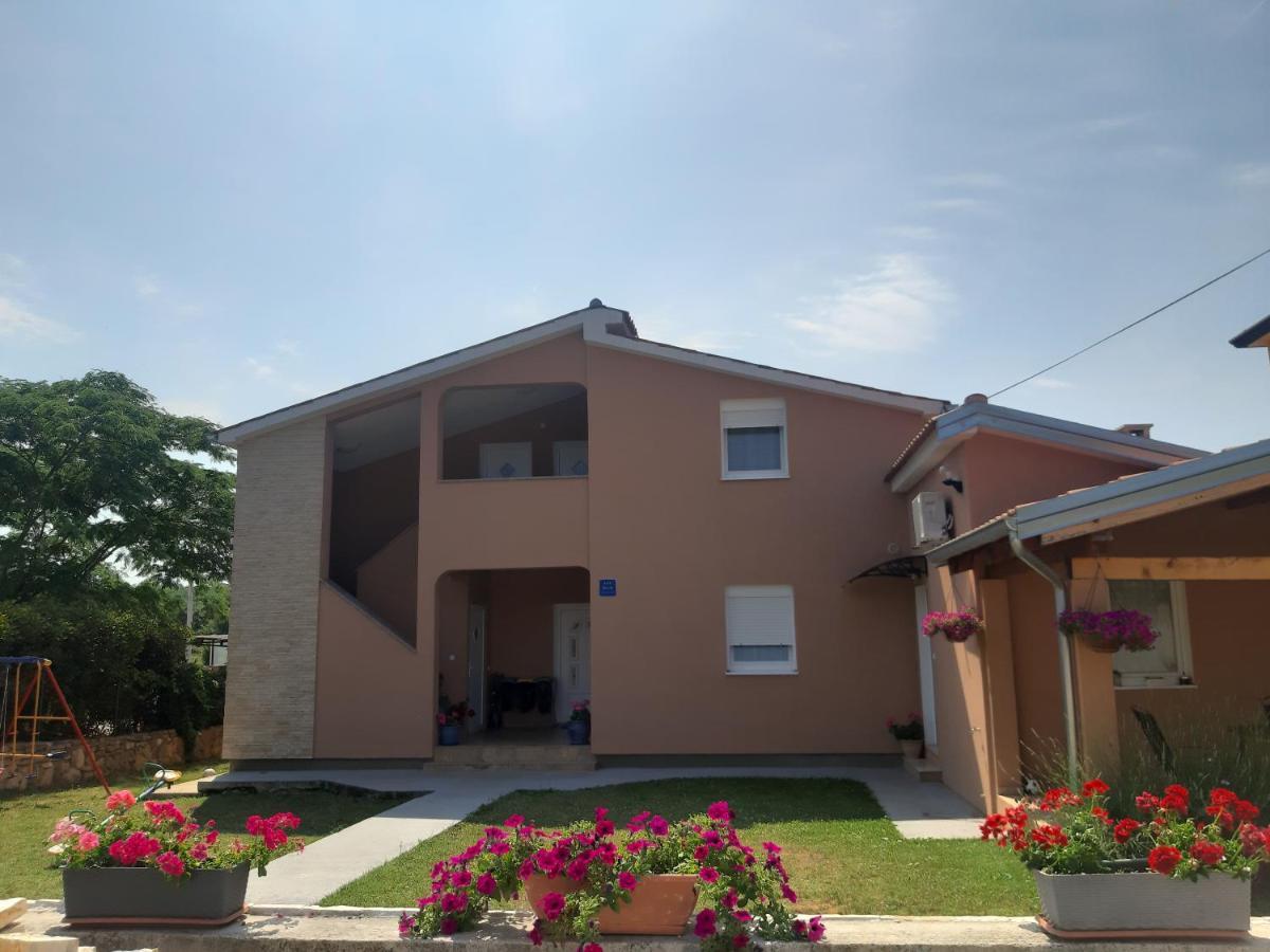 Apartments Dora Poreč Kültér fotó